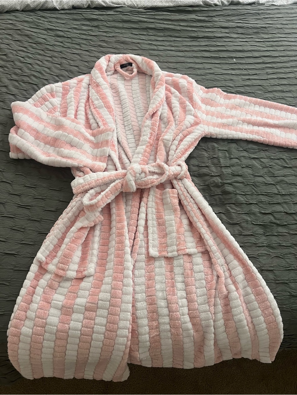 bebe Plush Striped Robe in Pink and White
